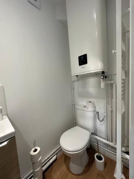 Appartement Proche Paris Et Metro - Parking Prive Maisons-Alfort Esterno foto