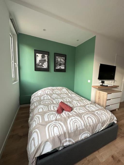 Appartement Proche Paris Et Metro - Parking Prive Maisons-Alfort Esterno foto